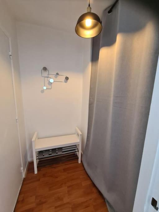 Studio Avec Terrasse Et Place De Parking 툴루즈 외부 사진
