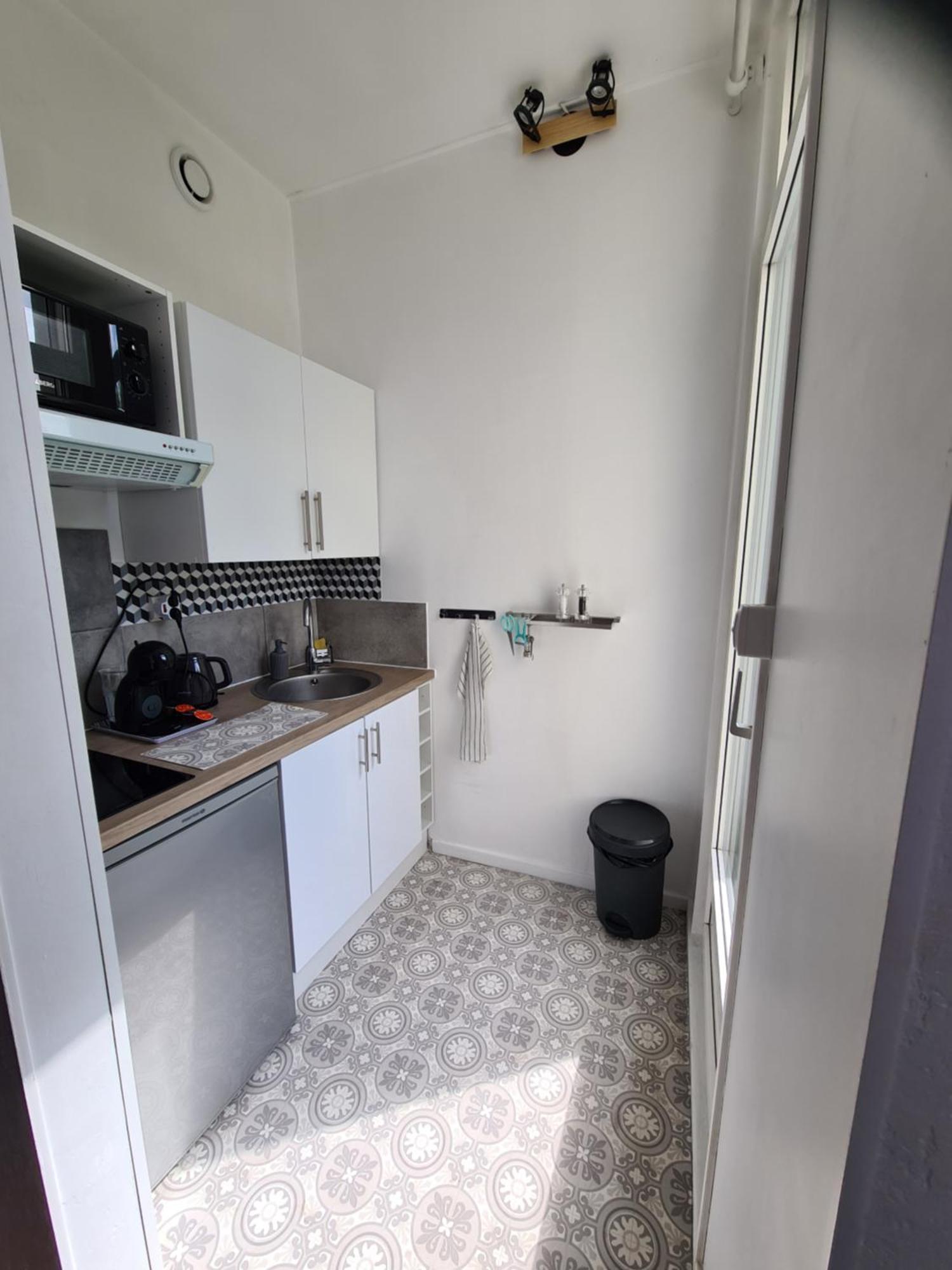 Studio Avec Terrasse Et Place De Parking 툴루즈 외부 사진
